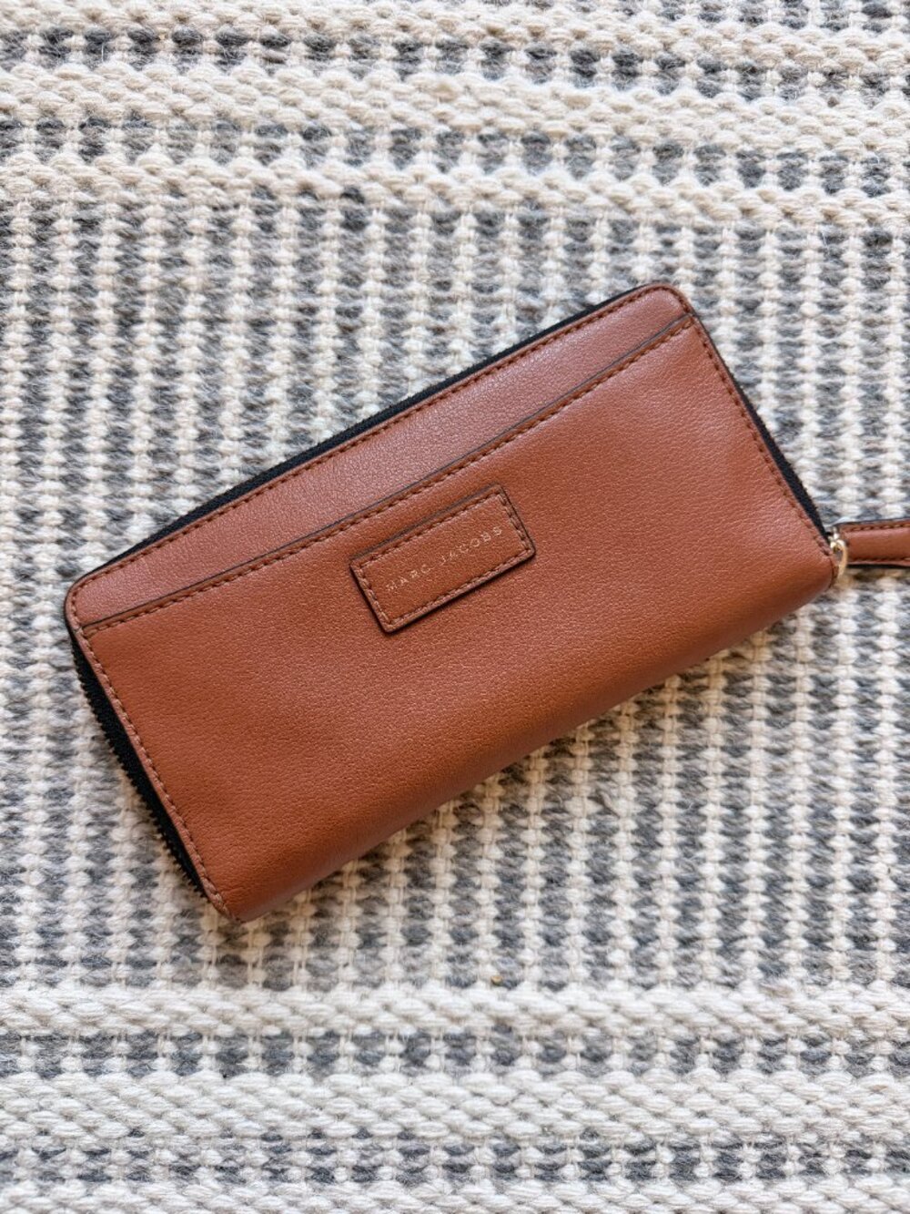 Marc Jacobs Tan Leather Wallet